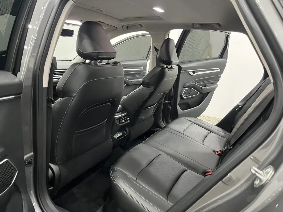 2022 Geely Emgrand 1.5L 114HP L4 CVT,autocango,china used car exporter,china ev exporter,chinese used car exporter,chinese used ev exporter