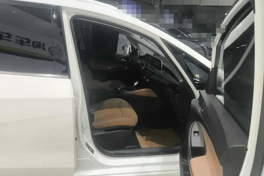 2021 Buick GL6 1.3T 163HP L3 6AT,autocango,china used car exporter,china ev exporter,chinese used car exporter,chinese used ev exporter