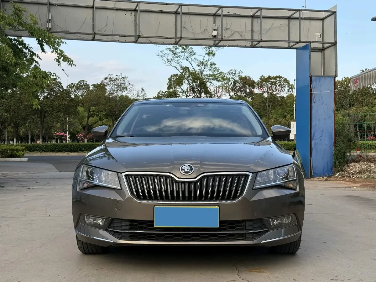 2018 Nissan Terra 2.5L 184HP L4 7AT,autocango,china used car exporter,china ev exporter,chinese used car exporter,chinese used ev exporter