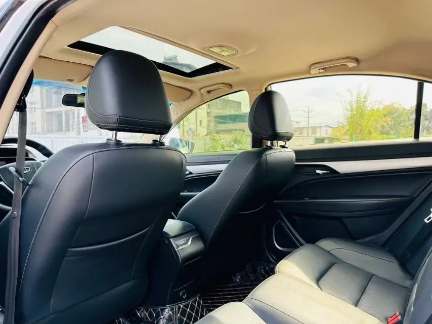 2018 Geely Emgrand 1.5L 109HP L4 5MT,autocango,china used car exporter,china ev exporter,chinese used car exporter,chinese used ev exporter