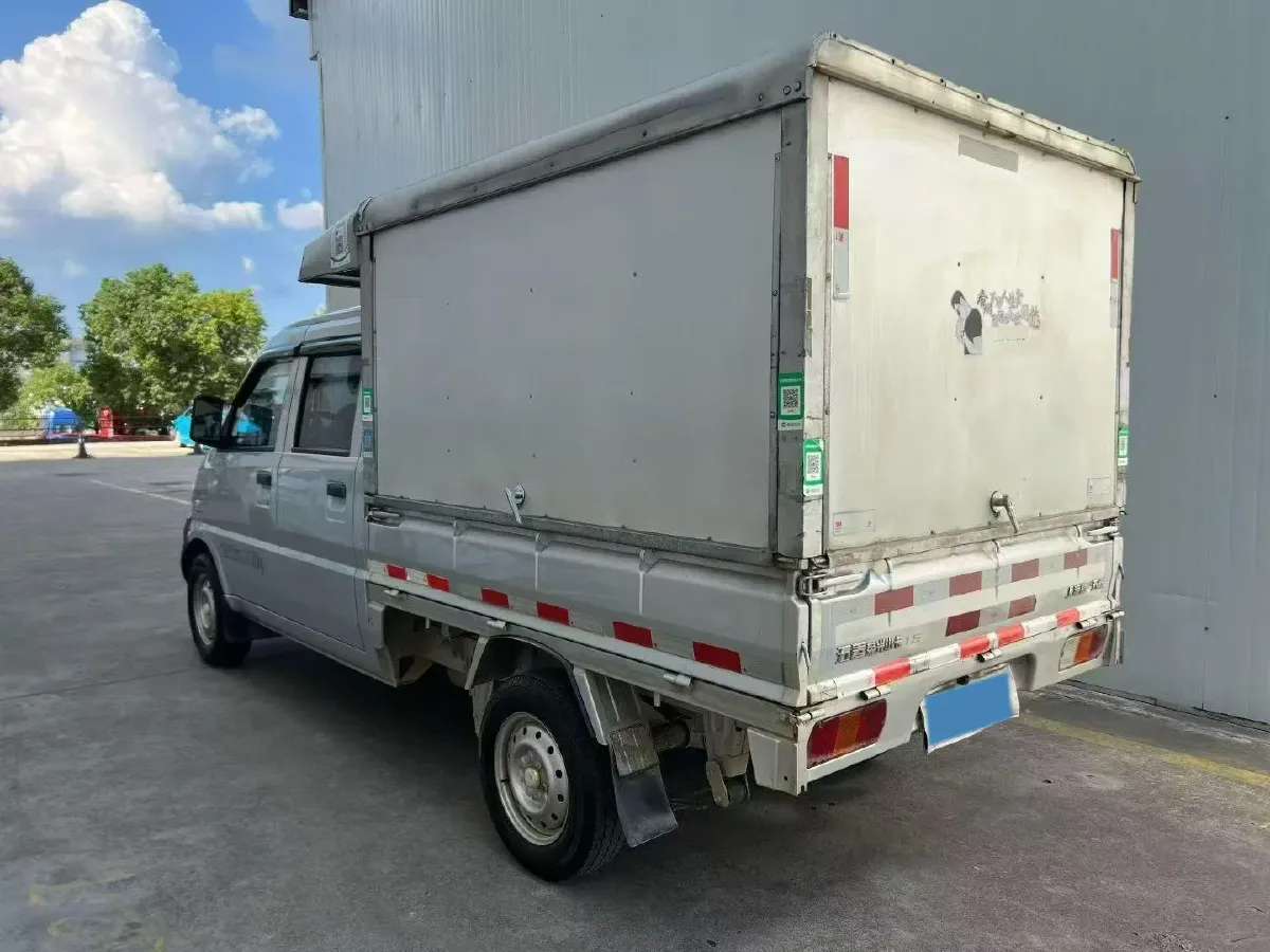 2020 WuLing RongGuang Mini Truck 1.5L 99HP L4 5MT,autocango,china used car exporter,china ev exporter,chinese used car exporter,chinese used ev exporter