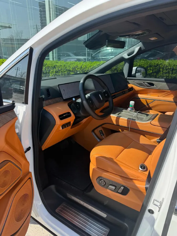 2025 WEY HighMountain 1.5T 170HP L4 4DHT PHEV,autocango,china used car exporter,china ev exporter,chinese used car exporter,chinese used ev exporter