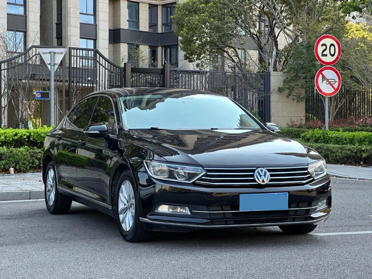 2019 Citroen C6 1.6T 170HP L4 6AT,autocango,china used car exporter,china ev exporter,chinese used car exporter,chinese used ev exporter