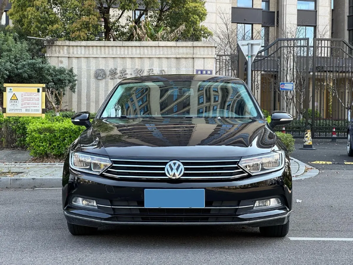 2019 Citroen C6 1.6T 170HP L4 6AT,autocango,china used car exporter,china ev exporter,chinese used car exporter,chinese used ev exporter