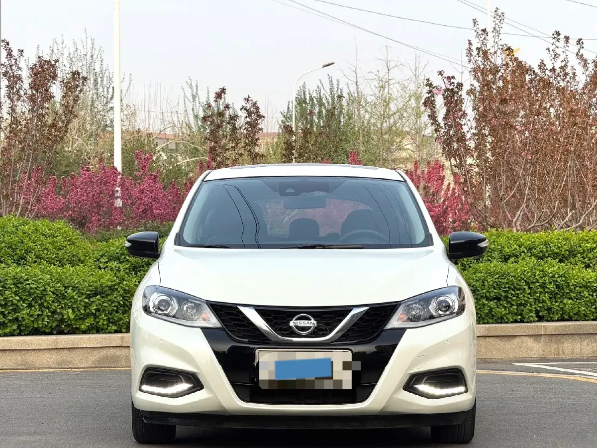 2021 Nissan Tiida 1.6L 122HP L4 CVT,autocango,china used car exporter,china ev exporter,chinese used car exporter,chinese used ev exporter