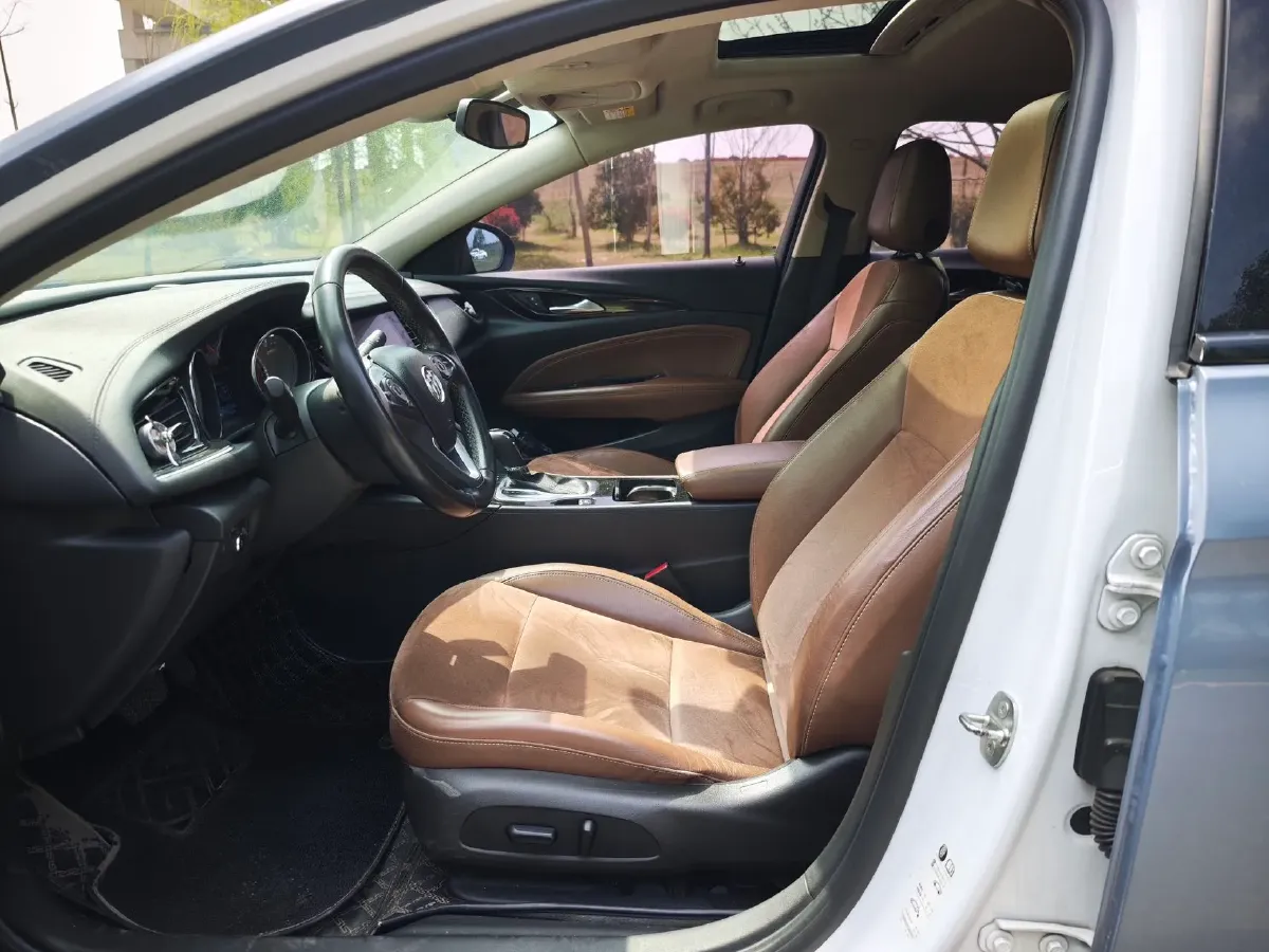 2019 Buick Regal 1.5T 170HP L4 9AT,autocango,china used car exporter,china ev exporter,chinese used car exporter,chinese used ev exporter