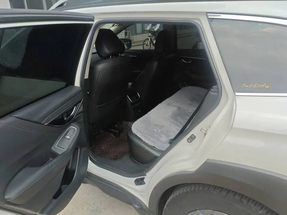 2021 Subaru Outback 2.5L 169HP H4 CVT,autocango,china used car exporter,china ev exporter,chinese used car exporter,chinese used ev exporter