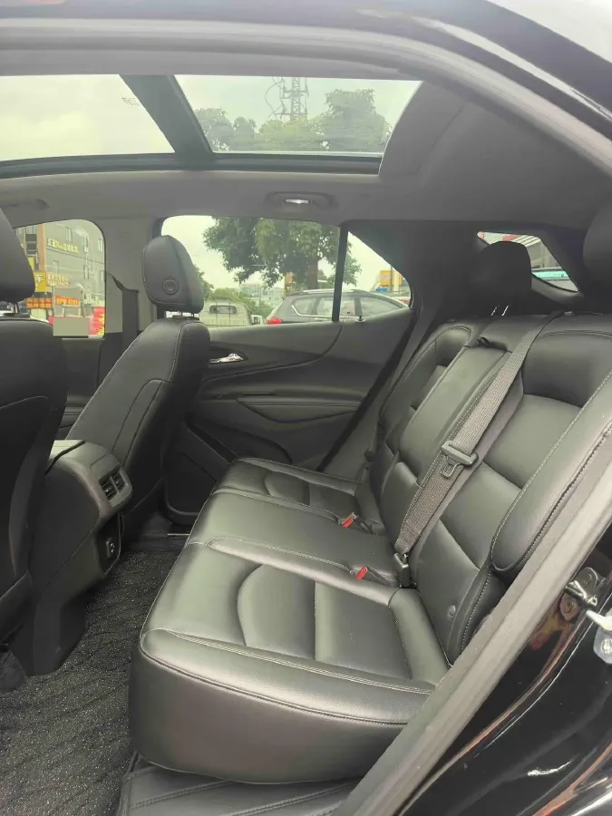 2021 Chevrolet Equinox 1.5T 169HP L4 6AT,autocango,china used car exporter,china ev exporter,chinese used car exporter,chinese used ev exporter