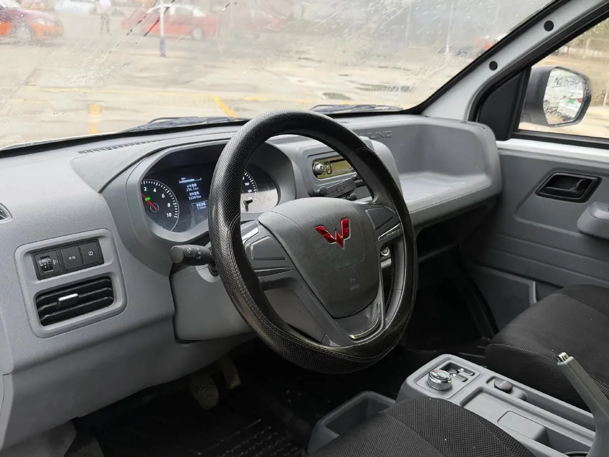 2024 WuLing YangGuang BEV 41.9KWH,autocango,china used car exporter,china ev exporter,chinese used car exporter,chinese used ev exporter