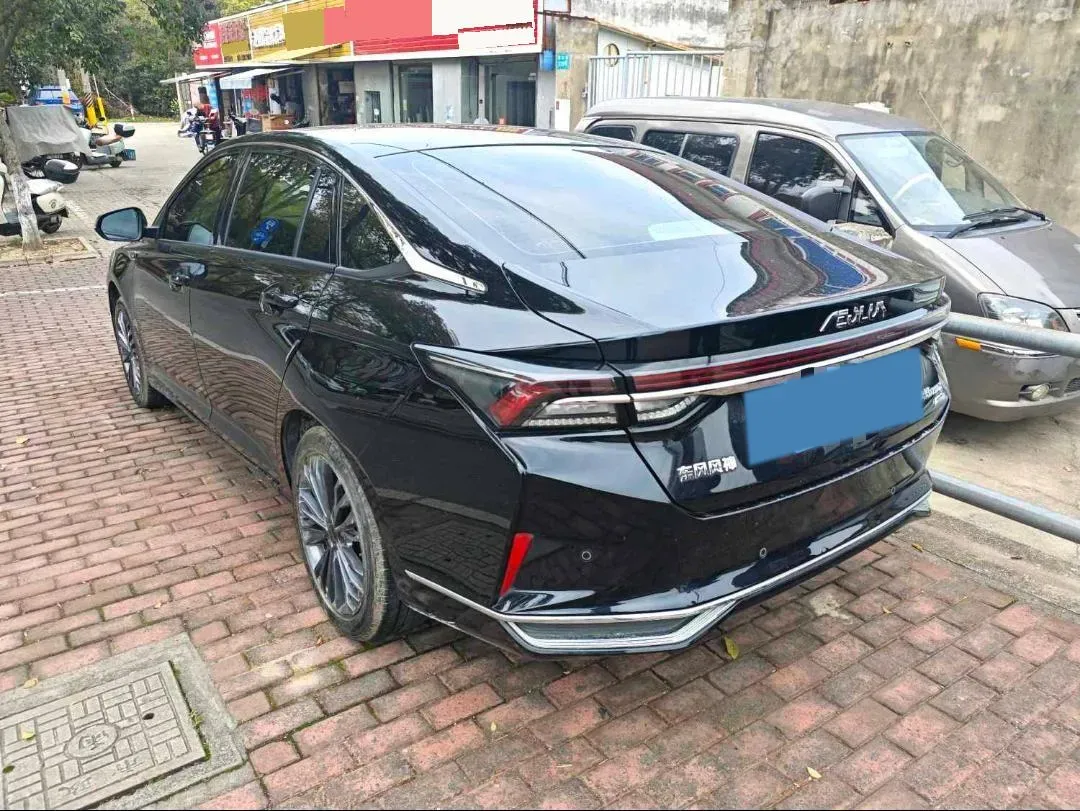 2023 DongFeng Aeolus YiXuan MAX 1.5T 190HP L4 7DCT,autocango,china used car exporter,china ev exporter,chinese used car exporter,chinese used ev exporter