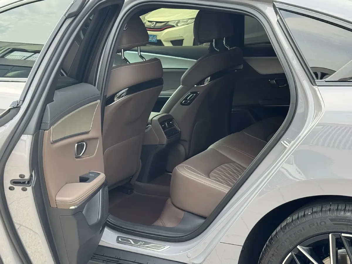 2025 BYD Han BEV 60.48KWH,autocango,china used car exporter,china ev exporter,chinese used car exporter,chinese used ev exporter