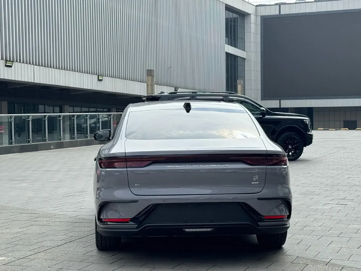 2025 BYD Han BEV 60.48KWH,autocango,china used car exporter,china ev exporter,chinese used car exporter,chinese used ev exporter