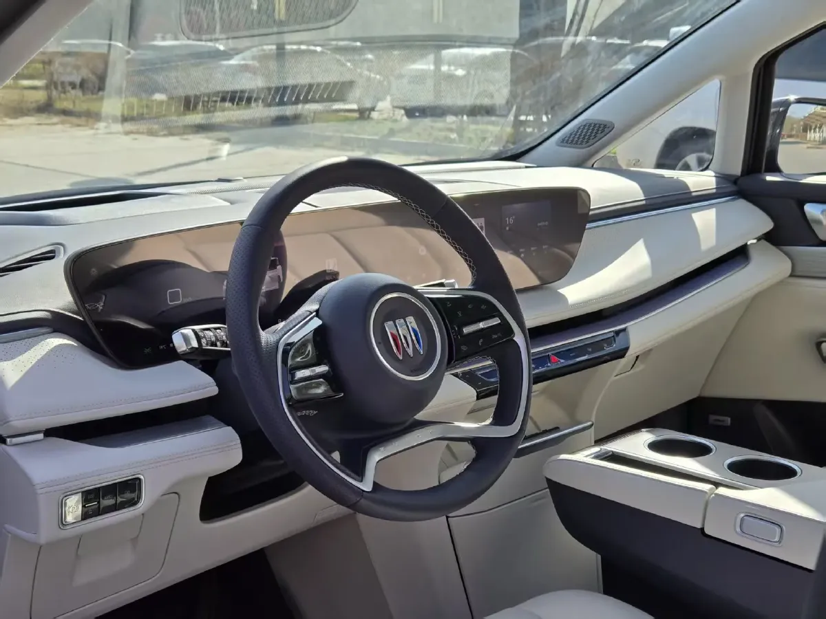 2026 Buick GL8 1.5T 180HP L4 2DHT PHEV,autocango,china used car exporter,china ev exporter,chinese used car exporter,chinese used ev exporter