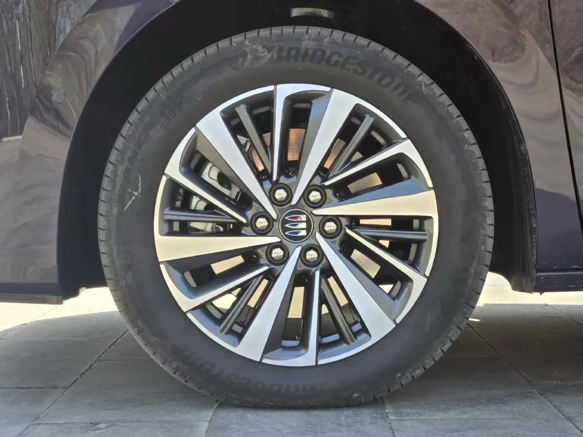 2026 Buick GL8 1.5T 180HP L4 2DHT PHEV,autocango,china used car exporter,china ev exporter,chinese used car exporter,chinese used ev exporter