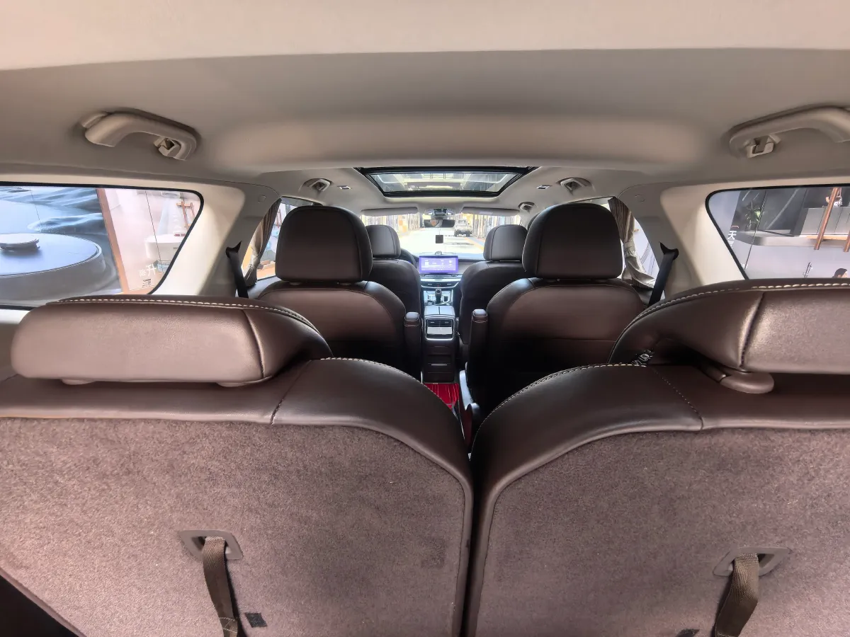 2021 Geely JiaJi 1.8T 184HP L4 7DCT,autocango,china used car exporter,china ev exporter,chinese used car exporter,chinese used ev exporter