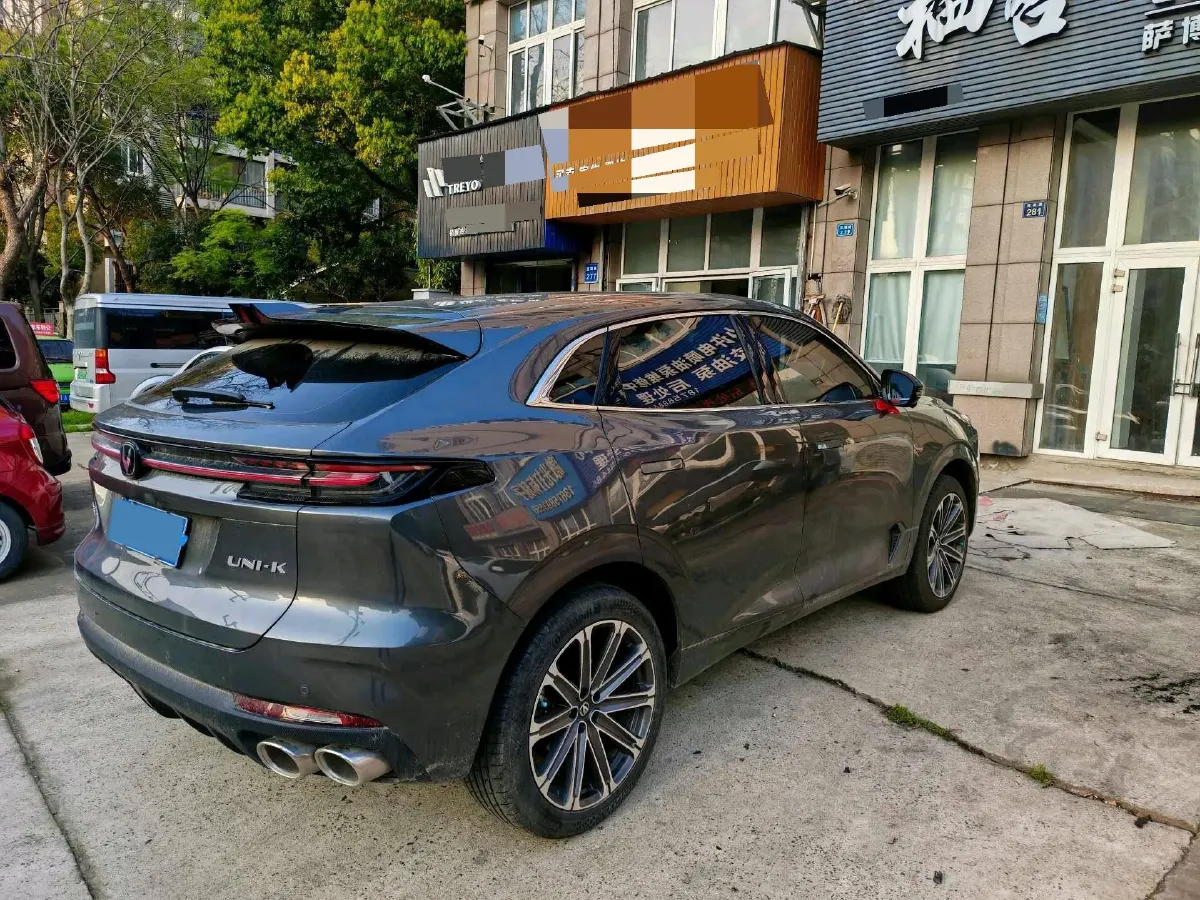2024 ChangAn UNI-K 2.0T 233HP L4 8AT,autocango,china used car exporter,china ev exporter,chinese used car exporter,chinese used ev exporter