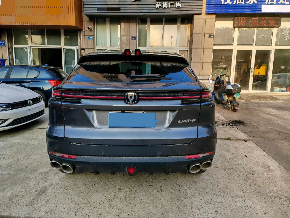 2024 ChangAn UNI-K 2.0T 233HP L4 8AT,autocango,china used car exporter,china ev exporter,chinese used car exporter,chinese used ev exporter