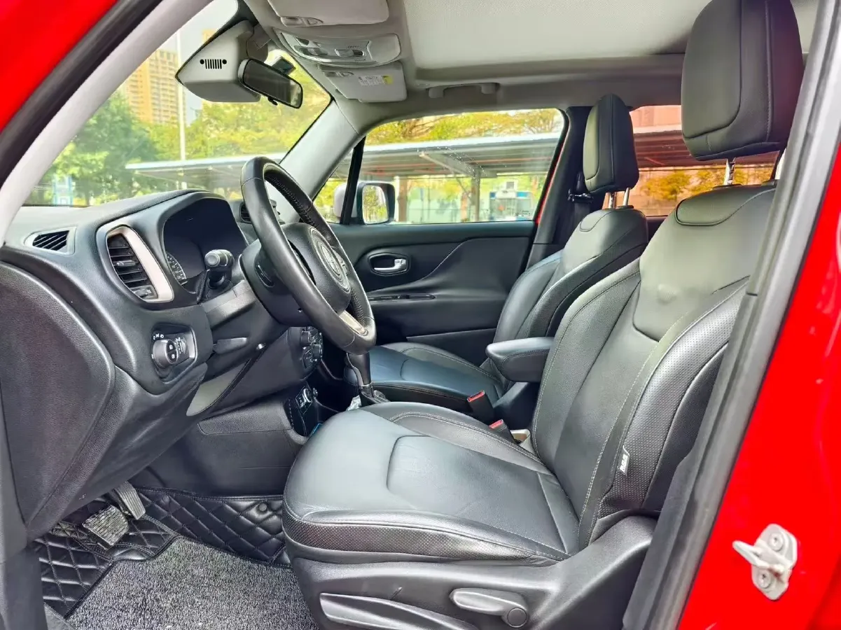 2017 Jeep Renegade 1.4T 150HP L4 7DCT,autocango,china used car exporter,china ev exporter,chinese used car exporter,chinese used ev exporter