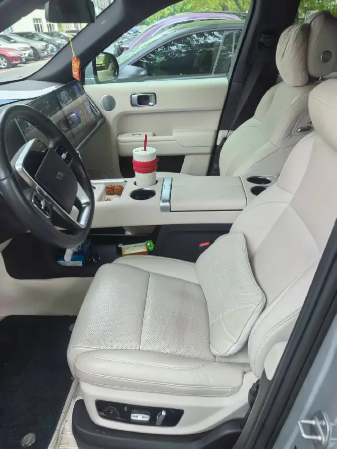 2022 Li L9 Range Extended 154HP REEV 42.6KWH,autocango,china used car exporter,china ev exporter,chinese used car exporter,chinese used ev exporter