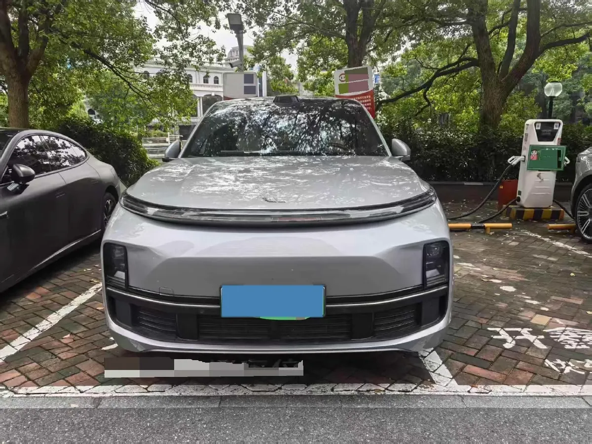 2022 Li L9 Range Extended 154HP REEV 42.6KWH,autocango,china used car exporter,china ev exporter,chinese used car exporter,chinese used ev exporter