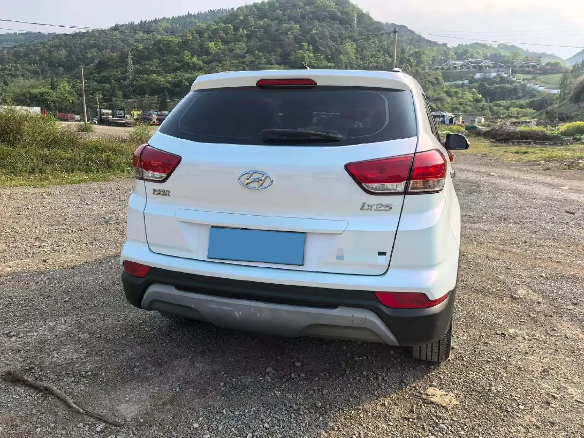 2017 Hyundai ix25 1.6L 125HP L4 6AT,autocango,china used car exporter,china ev exporter,chinese used car exporter,chinese used ev exporter