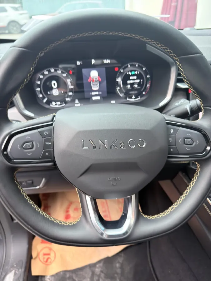 2024 LYNK&CO 01 2.0T 254HP L4 8AT,autocango,china used car exporter,china ev exporter,chinese used car exporter,chinese used ev exporter