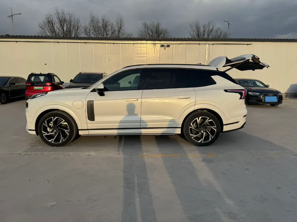2021 LYNK&CO 09 EM-P 2.0T 254HP L4 8AT PHEV 18.83KWH,autocango,china used car exporter,china ev exporter,chinese used car exporter,chinese used ev exporter