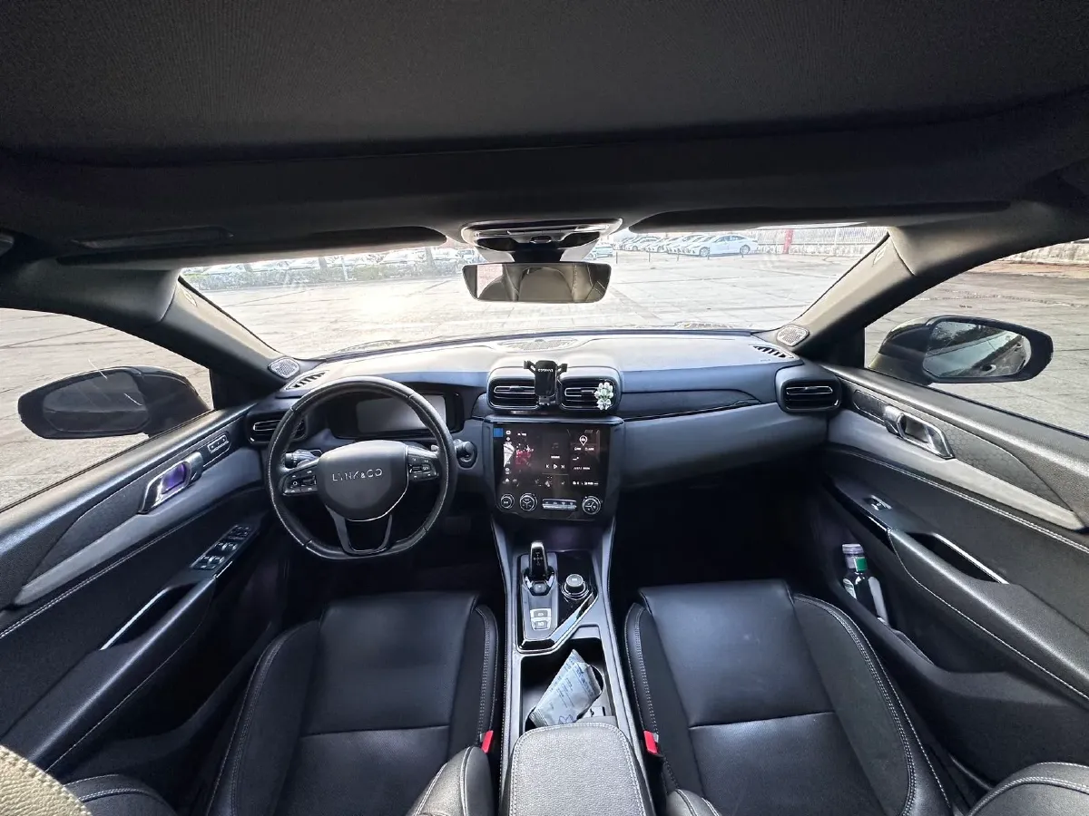 2021 LYNK&CO 03 2.0T 190HP L4 6AT,autocango,china used car exporter,china ev exporter,chinese used car exporter,chinese used ev exporter