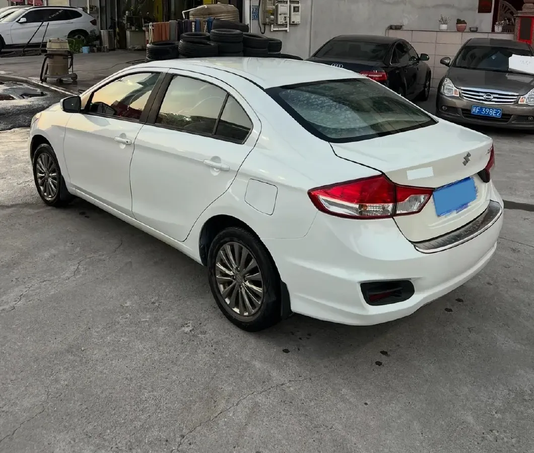 2015 HaiMa Family 1.5T 156HP L4 6AT,autocango,china used car exporter,china ev exporter,chinese used car exporter,chinese used ev exporter