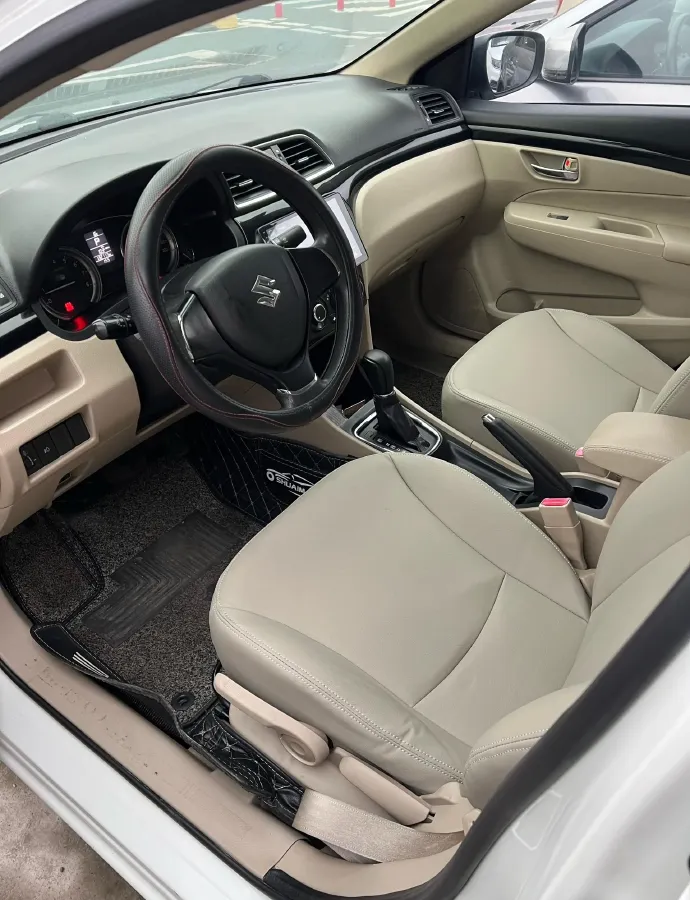 2015 HaiMa Family 1.5T 156HP L4 6AT,autocango,china used car exporter,china ev exporter,chinese used car exporter,chinese used ev exporter