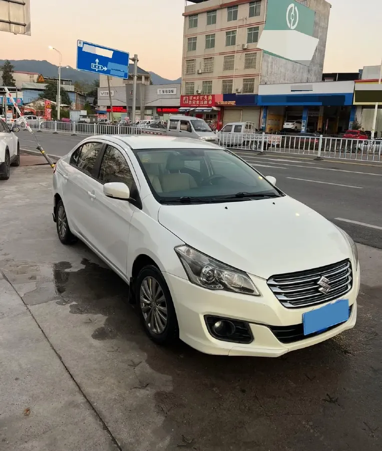 2015 HaiMa Family 1.5T 156HP L4 6AT,autocango,china used car exporter,china ev exporter,chinese used car exporter,chinese used ev exporter
