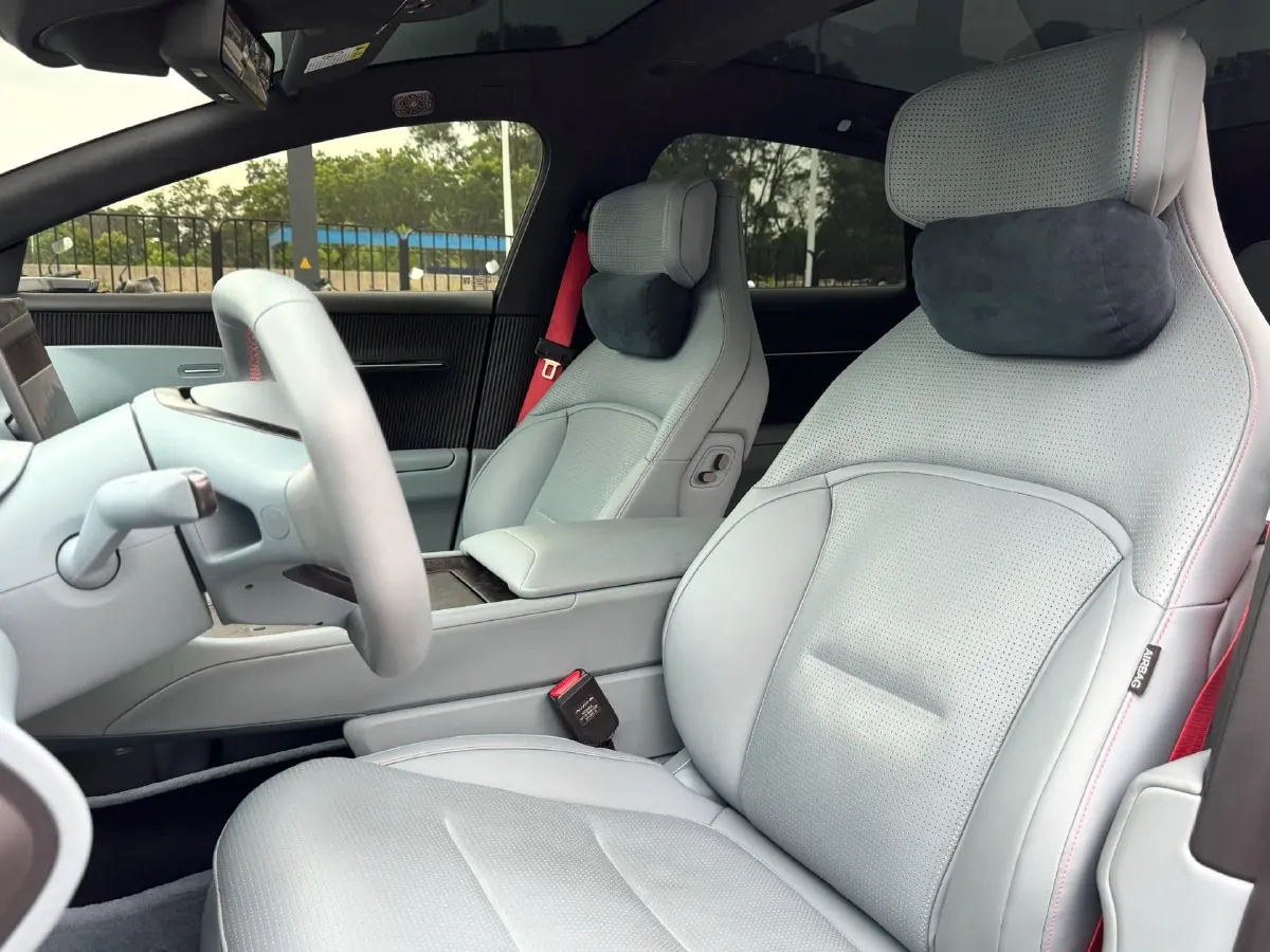 2023 Avatr 12 BEV 94.5KWH,autocango,china used car exporter,china ev exporter,chinese used car exporter,chinese used ev exporter