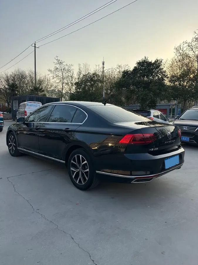 2020 Volkswagen Magotan 2.0T 186HP L4 7DCT,autocango,china used car exporter,china ev exporter,chinese used car exporter,chinese used ev exporter