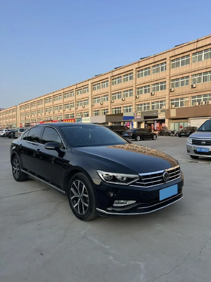 2020 Volkswagen Magotan 2.0T 186HP L4 7DCT,autocango,china used car exporter,china ev exporter,chinese used car exporter,chinese used ev exporter