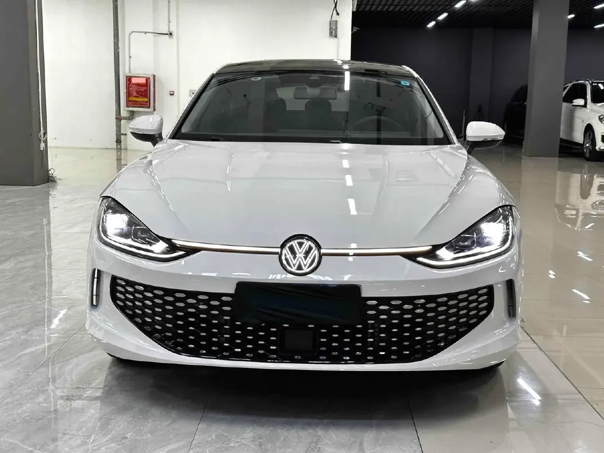 2022 Exceed TXL 2.0T 261HP L4 7DCT,autocango,china used car exporter,china ev exporter,chinese used car exporter,chinese used ev exporter