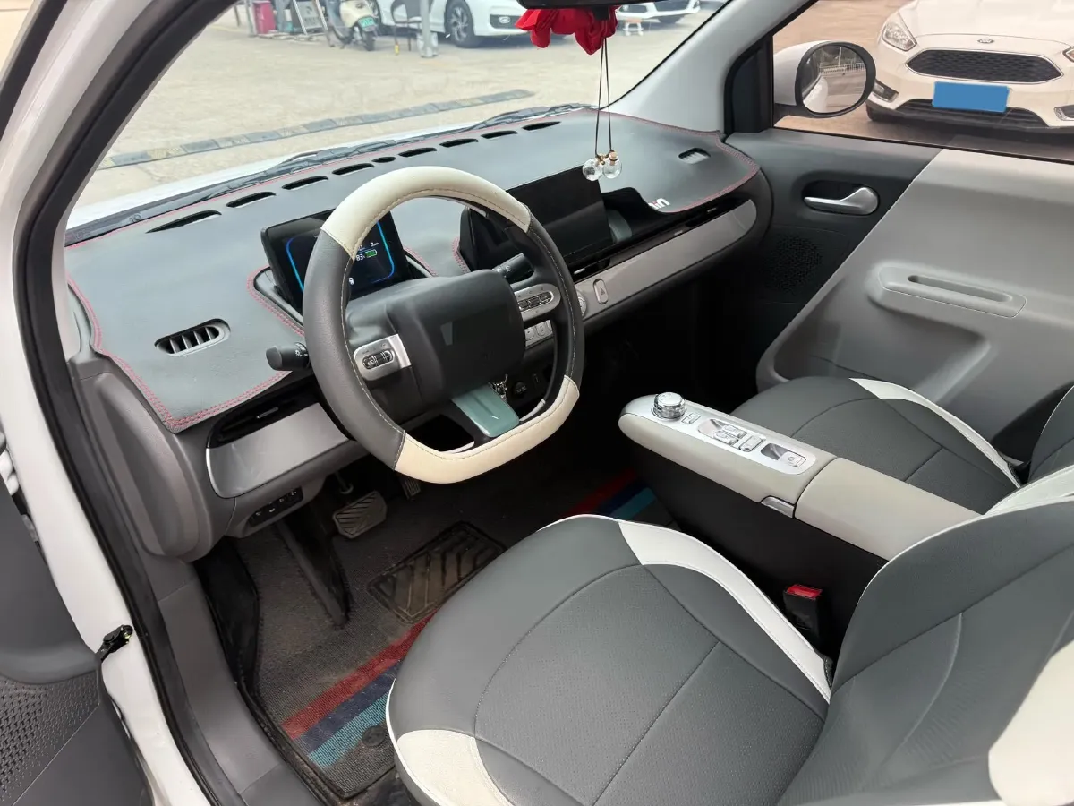 2025 LingBox BOX BEV 19.2KWH,autocango,china used car exporter,china ev exporter,chinese used car exporter,chinese used ev exporter