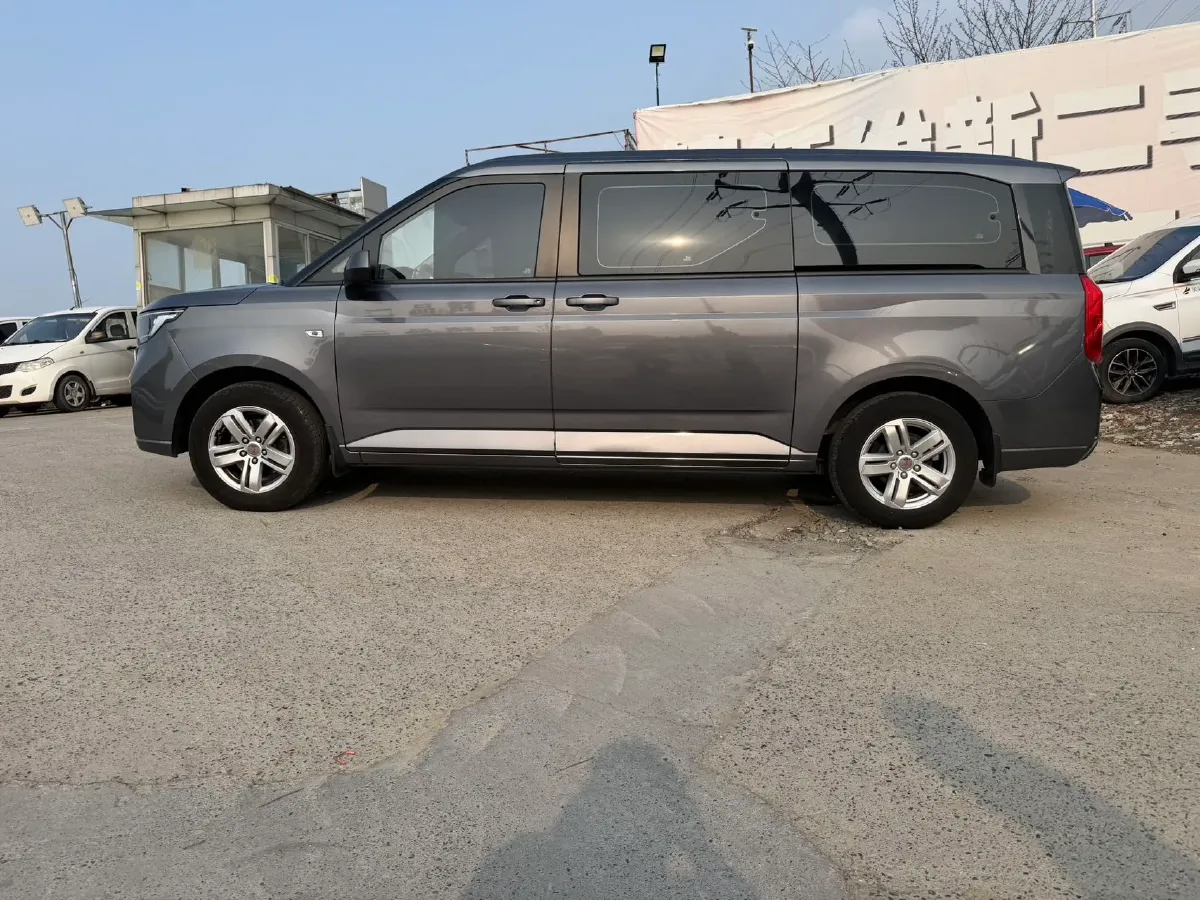2021 WuLing ZhengChen 1.5T 147HP L4 6MT,autocango,china used car exporter,china ev exporter,chinese used car exporter,chinese used ev exporter