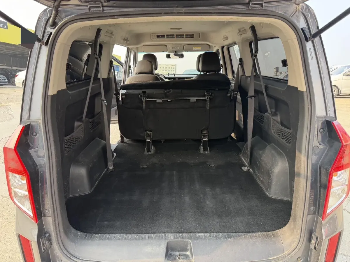 2021 WuLing ZhengChen 1.5T 147HP L4 6MT,autocango,china used car exporter,china ev exporter,chinese used car exporter,chinese used ev exporter