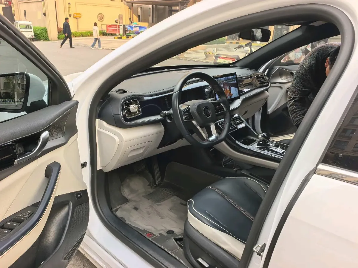 2021 Haval F7 1.5T 169HP L4 7DCT,autocango,china used car exporter,china ev exporter,chinese used car exporter,chinese used ev exporter
