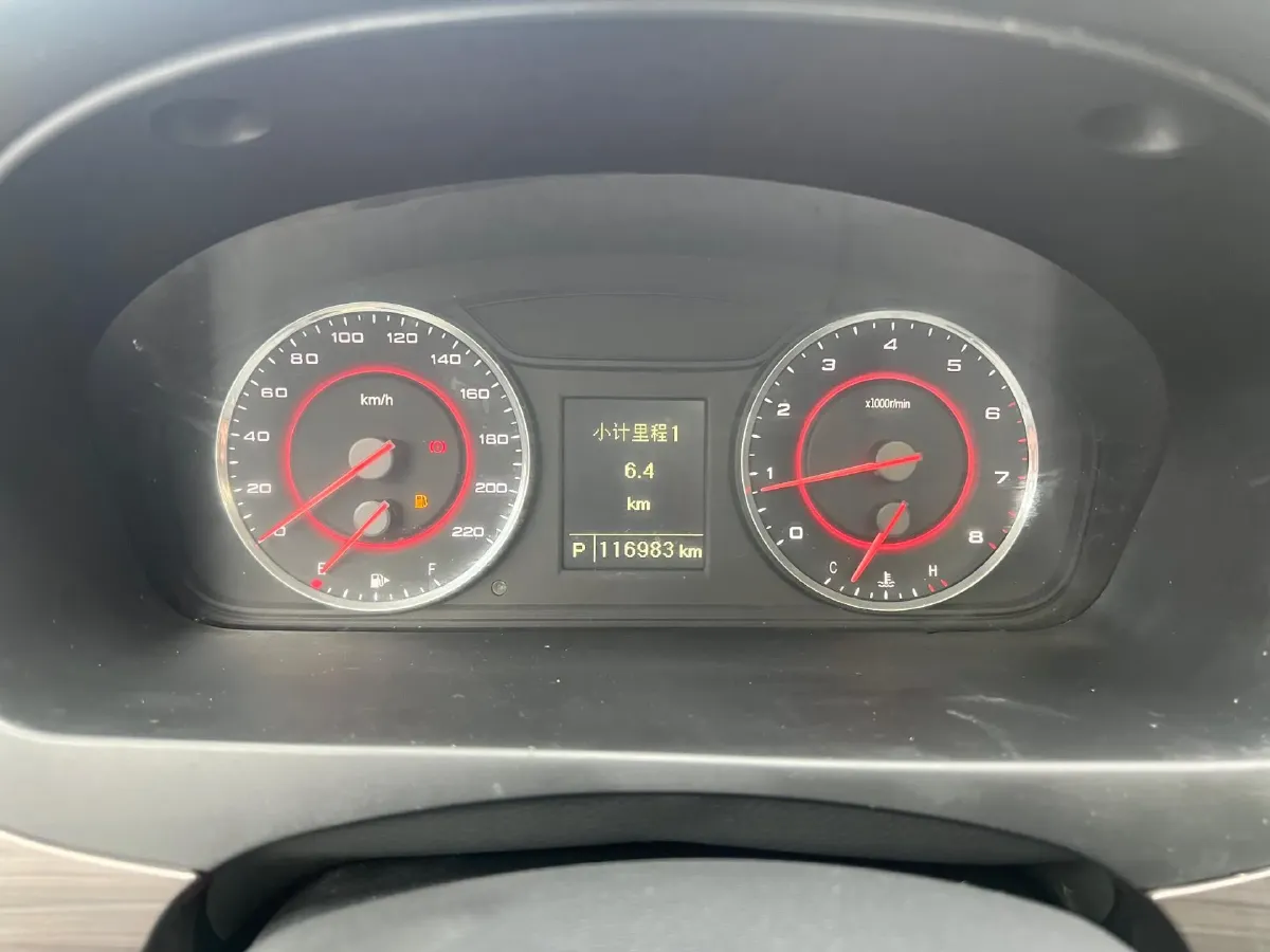 2018 MAXUS G10 2.0T 224HP L4 6AT,autocango,china used car exporter,china ev exporter,chinese used car exporter,chinese used ev exporter