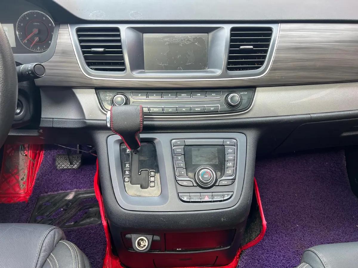 2018 MAXUS G10 2.0T 224HP L4 6AT,autocango,china used car exporter,china ev exporter,chinese used car exporter,chinese used ev exporter