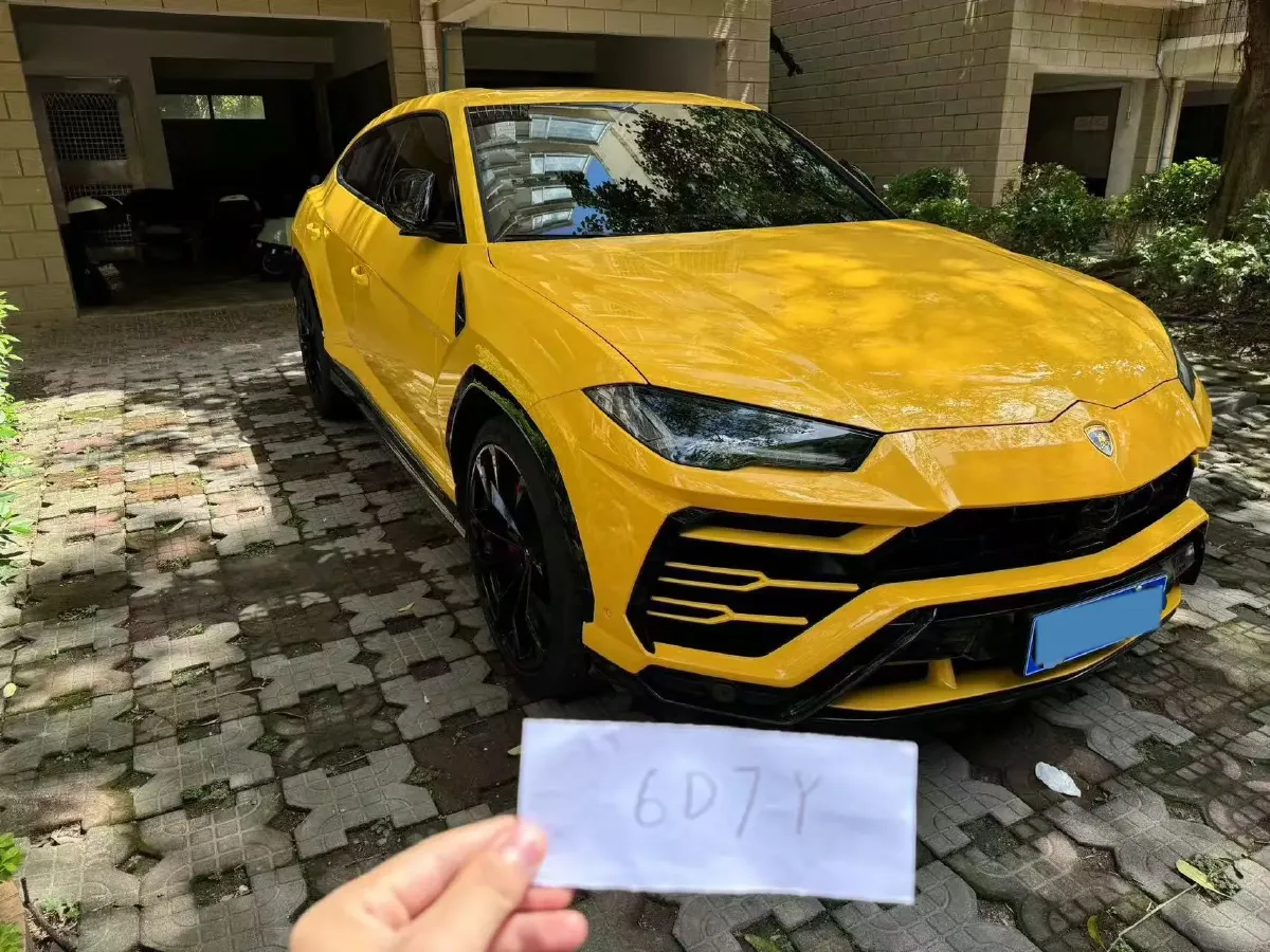 2021 Lamborghini Urus 4.0T 641HP V8 8AT,autocango,china used car exporter,china ev exporter,chinese used car exporter,chinese used ev exporter
