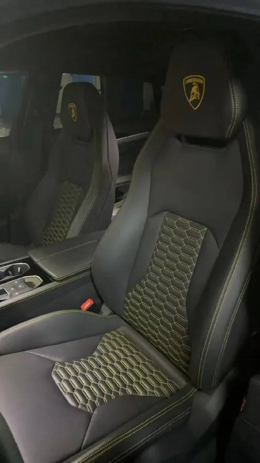 2021 Lamborghini Urus 4.0T 641HP V8 8AT,autocango,china used car exporter,china ev exporter,chinese used car exporter,chinese used ev exporter