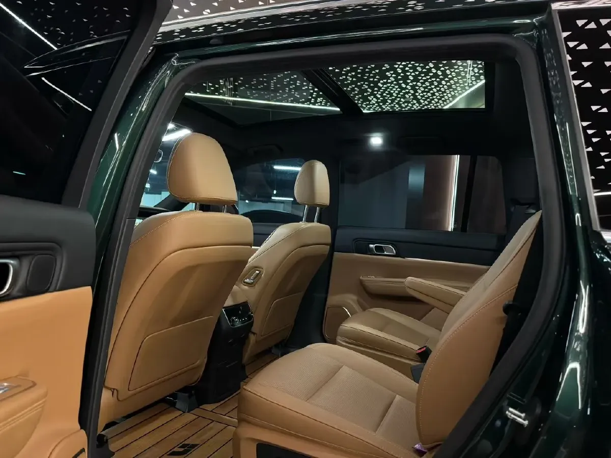 2021 Li ONE Range Extended 131HP REEV 40.5KWH,autocango,china used car exporter,china ev exporter,chinese used car exporter,chinese used ev exporter