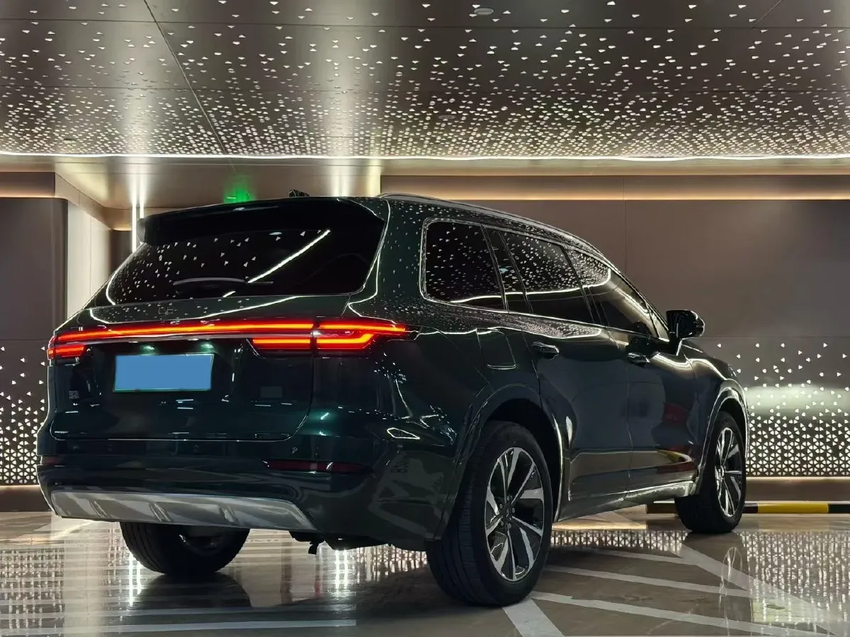 2021 Li ONE Range Extended 131HP REEV 40.5KWH,autocango,china used car exporter,china ev exporter,chinese used car exporter,chinese used ev exporter