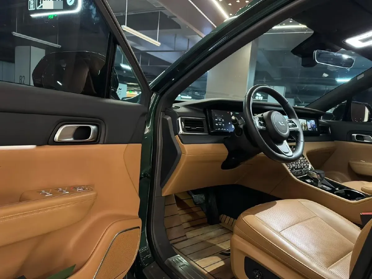 2021 Li ONE Range Extended 131HP REEV 40.5KWH,autocango,china used car exporter,china ev exporter,chinese used car exporter,chinese used ev exporter