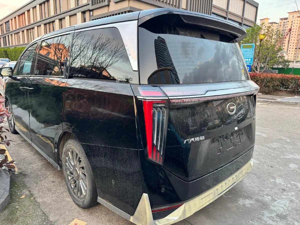 2024 GAC Trumpchi M8 2.0T 252HP L4 8AT,autocango,china used car exporter,china ev exporter,chinese used car exporter,chinese used ev exporter