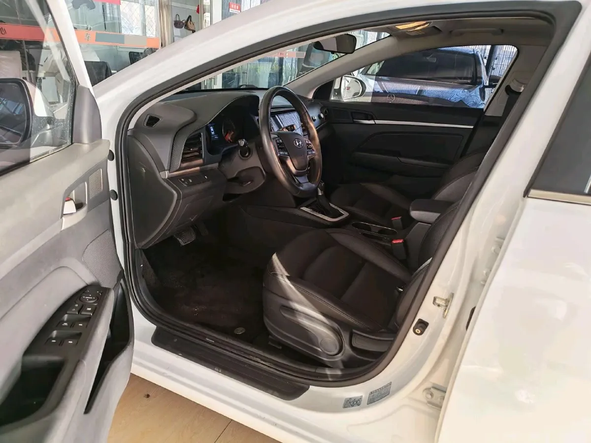 2020 Hyundai Elantra 1.5L 115HP L4 CVT,autocango,china used car exporter,china ev exporter,chinese used car exporter,chinese used ev exporter