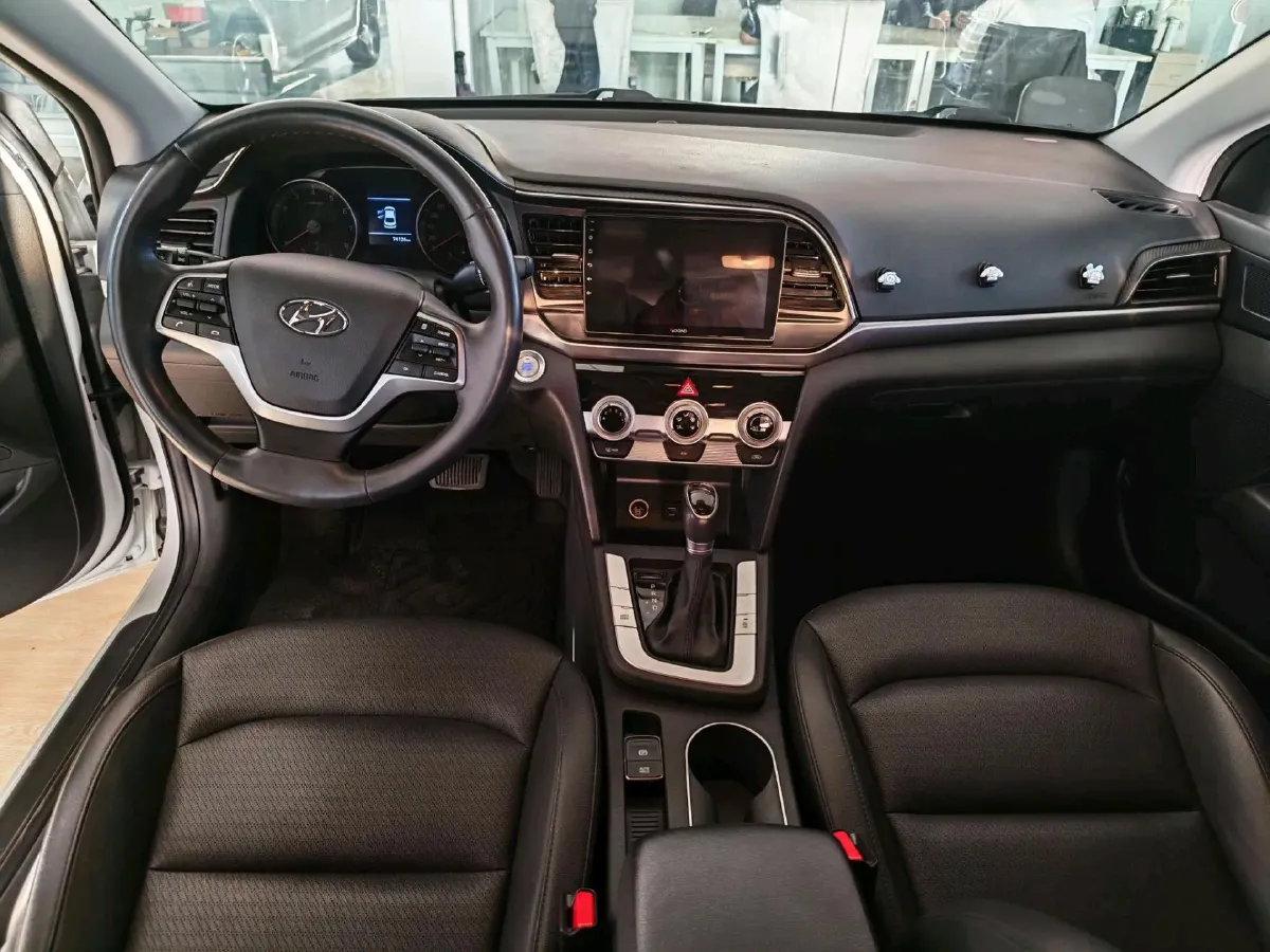 2020 Hyundai Elantra 1.5L 115HP L4 CVT,autocango,china used car exporter,china ev exporter,chinese used car exporter,chinese used ev exporter