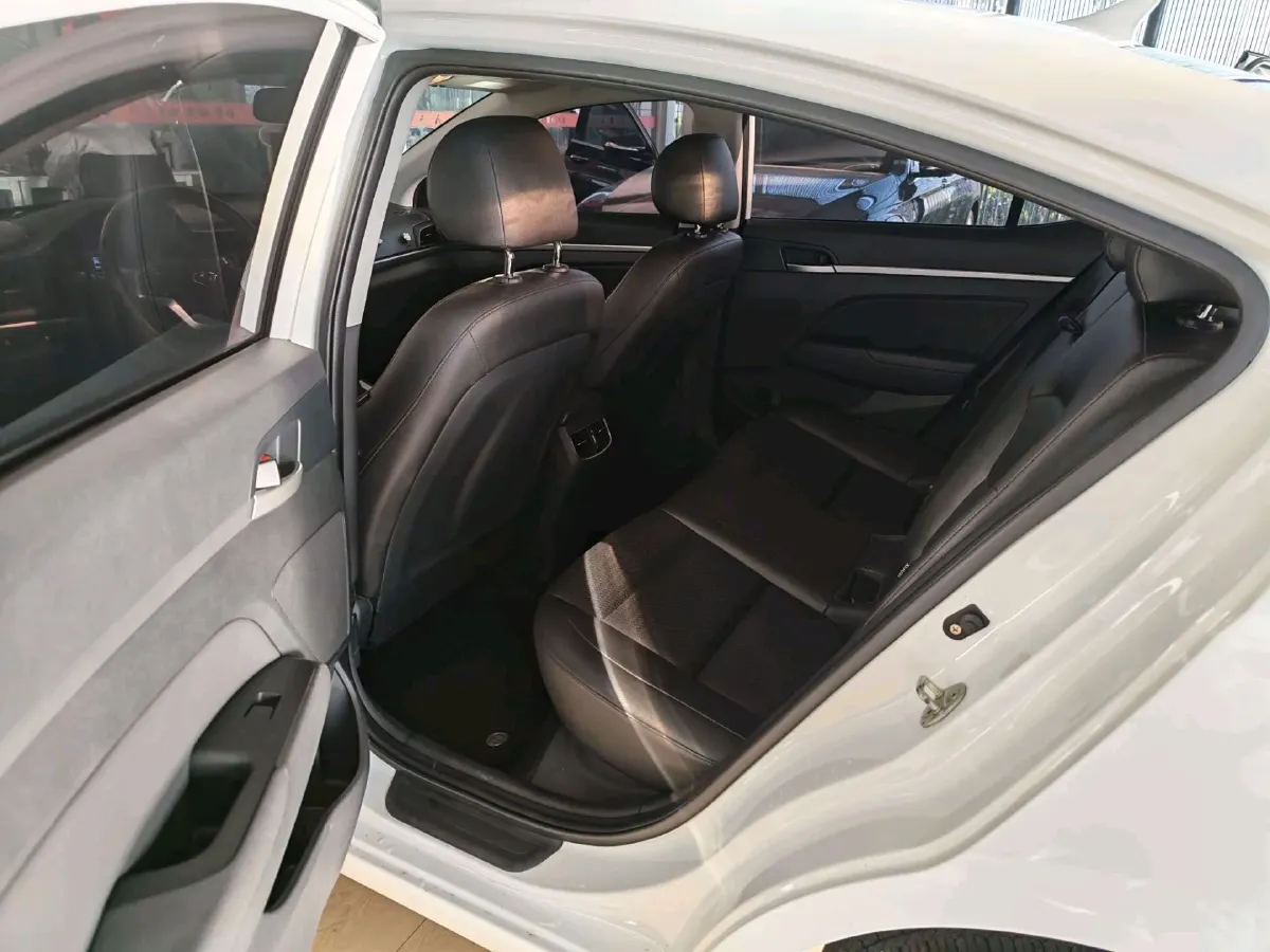 2020 Hyundai Elantra 1.5L 115HP L4 CVT,autocango,china used car exporter,china ev exporter,chinese used car exporter,chinese used ev exporter